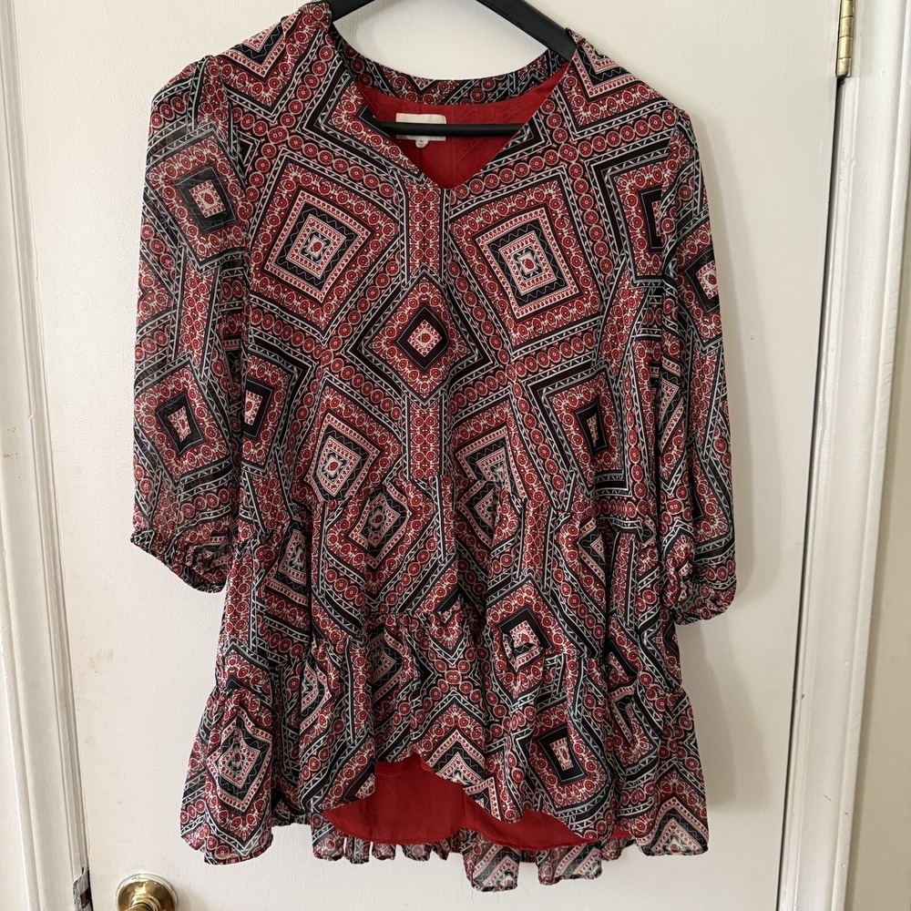 Anthropologie Melloday Burgundy Geometric V Neck Tunic Blouse Peasant 3/4 Sleeve